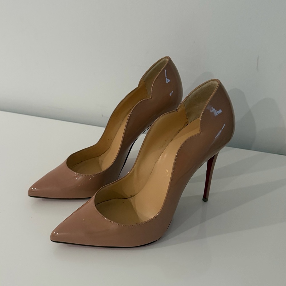 Christian Louboutin Elegant Nude High Heels